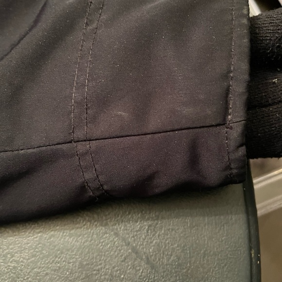 Kids size 13/14 Abercrombie jacket. - Picture 9 of 10